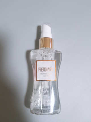 레드컨테이너 페로몬향 퍼퓸 바디미스트 80ml — 4점을 준 리뷰어가 2020년 1월 올린 사용 사진