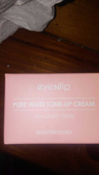 BeautyNetKorea Pure White Tone-Up Cream — 2.5점을 준 리뷰어가 2017년 10월 올린 사용 사진