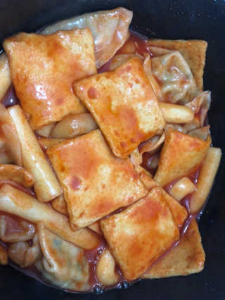 두번째 국떡 국가대표 떡볶이 1팩 + 영미칩 2봉 증정 — 3.5점을 준 리뷰어가 2019년 2월 올린 사용 사진