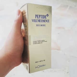 닥터펩티 제이앤코슈 펩타이드 볼륨 에센스 50ml — 4.17점을 준 리뷰어가 2018년 10월 올린 사용 사진