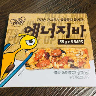 견과가 똘똘 뭉쳐들어간 넛츠몬 에너지바 1BOX 6개입 — 5점을 준 리뷰어가 2018년 1월 올린 사용 사진