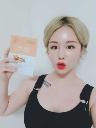 GoodDay Skincare GoodDay 강황 마스크 — 5점을 준 리뷰어가 2019년 6월 올린 사용 사진