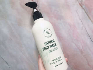 (주)에네스티 내추럴 촉촉  오트밀 바디워시 500ml — 5점을 준 리뷰어가 2019년 12월 올린 사용 사진