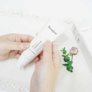 보나쥬르 멜팅 글로우 카밍 크림 50ml — 5점을 준 리뷰어가 2020년 1월 올린 사용 사진