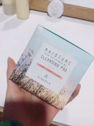 신소라 코스메틱 SINSOLA COSMETIC 신소라 모이스춰 클렌징 패드 — 3.67점을 준 리뷰어가 2017년 11월 올린 사용 사진