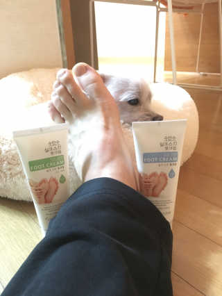 (주)에네스티 에네스티 수안수 실크스킨 풋크림 1+1 — 4.5점을 준 리뷰어가 2019년 11월 올린 사용 사진