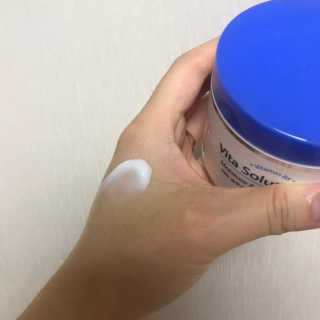 지고트 비타솔루션12 모이스처 앰플 크림 100ml — 4점을 준 리뷰어가 2019년 7월 올린 사용 사진