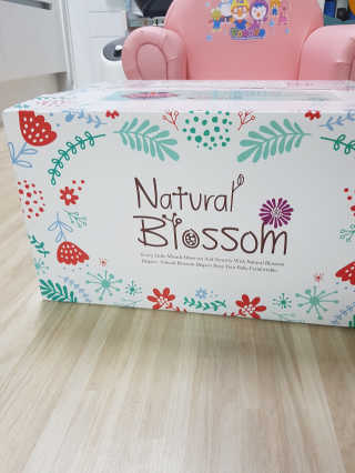 네추럴블라썸 NATURAL BLOSSOM 슈퍼 얇은 바지 기저귀 — 5점을 준 리뷰어가 2018년 8월 올린 사용 사진