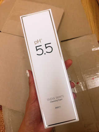 포므시 스노우화이트클렌징폼pH5.5 — 3점을 준 리뷰어가 2019년 8월 올린 사용 사진