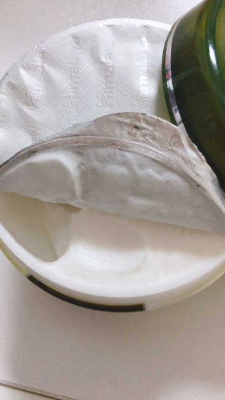 히말라야코리아 올리브 수분크림 — 5점을 준 리뷰어가 2019년 11월 올린 사용 사진