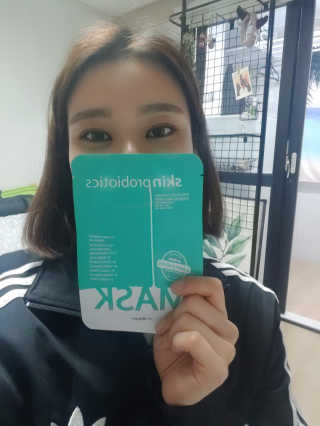 유산균하우스 [프로바이오닉]스킨프로바이오틱스 마스크 10매입 — 5점을 준 리뷰어가 2019년 4월 올린 사용 사진