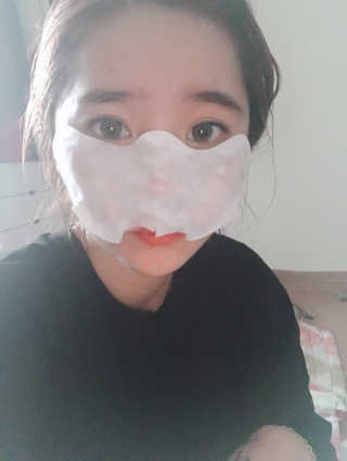 23years old 에어레이닉 포어 마스크 — 1점을 준 리뷰어가 2018년 8월 올린 사용 사진