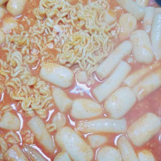 미쓰리떡볶이 just 10 min 패키지 — 4.33점을 준 리뷰어가 2018년 5월 올린 사용 사진