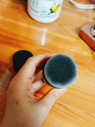 다슈코리아 다슈 안티 헤어로스 헤어쿠션 16g — 3점을 준 리뷰어가 2017년 4월 올린 사용 사진