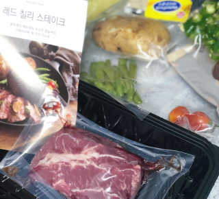 프레시지 레드 칠리 스테이크 — 5점을 준 리뷰어가 2018년 12월 올린 사용 사진