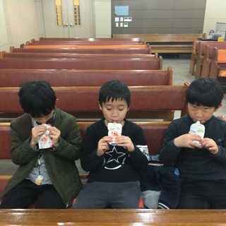 에어드베어 독일 No.1 유기농퓨레 요거트 세트 — 3점을 준 리뷰어가 2017년 3월 올린 사용 사진