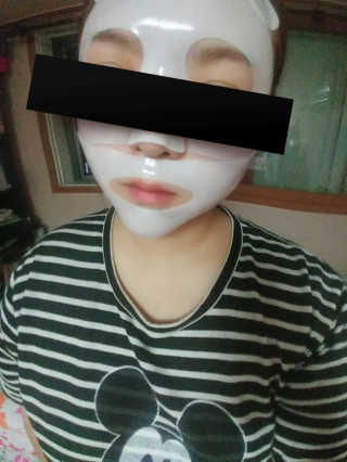 더멀메트릭스스킨케어 더멀매트릭스 스킨케어 마스크팩 — 5점을 준 리뷰어가 2018년 5월 올린 사용 사진