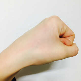다슈코리아 다슈 안티 헤어로스 헤어쿠션 16g — 3.5점을 준 리뷰어가 2017년 3월 올린 사용 사진
