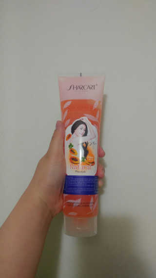 줌마들도 인정한 샤카트 페이스앤바디 필링젤 310ml — 4.67점을 준 리뷰어가 2018년 5월 올린 사용 사진