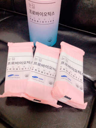 눈길 프로바이오틱스 눈길 콜라겐 프로바이오틱스 — 5점을 준 리뷰어가 2019년 11월 올린 사용 사진
