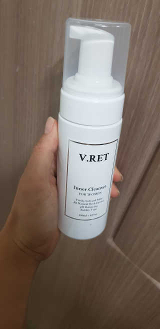 V.RET 브이렛 여성청결제 — 4.5점을 준 리뷰어가 2018년 7월 올린 사용 사진