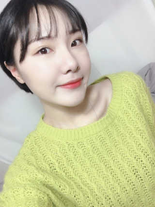 JM솔루션 물광 커버 파운데이션 럭셔리 — 3점을 준 리뷰어가 2019년 1월 올린 사용 사진