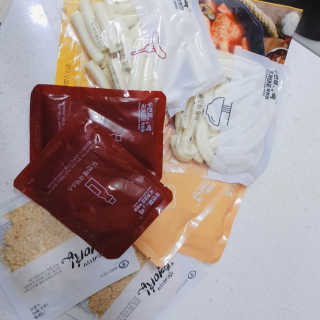 두번째 국떡 국가대표 떡볶이 1팩 + 영미칩 2봉 증정 — 5점을 준 리뷰어가 2019년 2월 올린 사용 사진