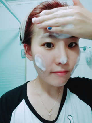 [더메디닥터] 이데베논 클렌징 무스 — 3점을 준 리뷰어가 2019년 7월 올린 사용 사진