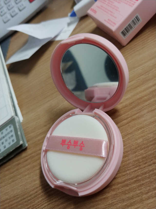 미팩토리 뿌숭뿌숭팩트 + 퍼프 2개 추가 증정 리뷰 사진