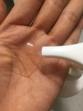 아쿠아큐링 아쿠아S링 퓨어리프레싱 헤어케어 500ml — 5점을 준 리뷰어가 2018년 8월 올린 사용 사진
