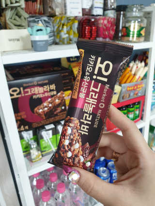 오그래놀라 카카오유산균볼 오그래놀라바 카카오앤유산균볼 — 4점을 준 리뷰어가 2020년 3월 올린 사용 사진