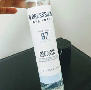 더블유드레스룸 드레스퍼퓸 150ml — 3.33점을 준 리뷰어가 2018년 10월 올린 사용 사진