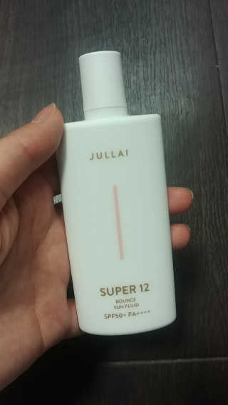 쥴라이Jullai 슈퍼 12 바운스 선 플루이드 SPF50+ PA++++ — 5점을 준 리뷰어가 2019년 7월 올린 사용 사진