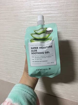 셀레뷰 슈퍼 모이스처 수딩젤 — 5점을 준 리뷰어가 2018년 3월 올린 사용 사진