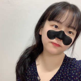 미팩토리 3단 돼지코팩 1box + 3단 흑돼지코팩 1box — 4점을 준 리뷰어가 2019년 8월 올린 사용 사진