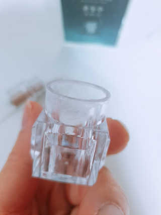 글입다 공방 윤동주 별 헤는 밤 북퍼퓸 30ml — 1점을 준 리뷰어가 2019년 5월 올린 사용 사진
