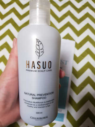 셀리본 하수오 내츄럴 프리벤션 탈모관리 샴푸 300ml — 4점을 준 리뷰어가 2019년 11월 올린 사용 사진