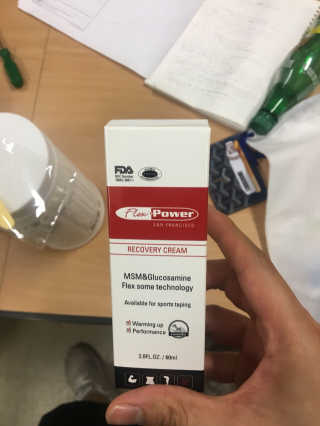 플렉스파워에이더블유에스 리커버리크림 30ml — 4.33점을 준 리뷰어가 2017년 5월 올린 사용 사진
