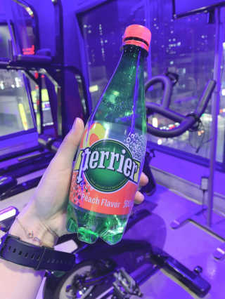 페리에 피치 500ml PET — 5점을 준 리뷰어가 2019년 11월 올린 사용 사진