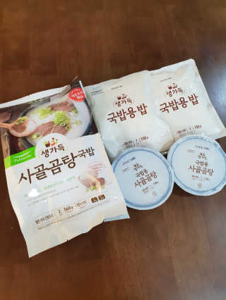 [풀무원] 사골곰탕국밥 황태해장국밥 — 4점을 준 리뷰어가 2018년 6월 올린 사용 사진