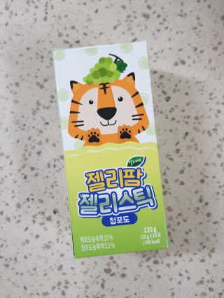 얼리버드 젤리팜 젤리스틱 — 5점을 준 리뷰어가 2019년 6월 올린 사용 사진