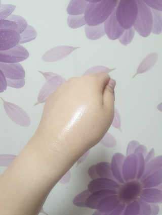 스킨그래머 슈퍼 굿 리페어 에센스 — 5점을 준 리뷰어가 2019년 5월 올린 사용 사진