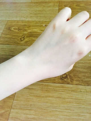 더메이런 에잇콤플렉스 워터드롭 화이트 크림 — 5점을 준 리뷰어가 2017년 2월 올린 사용 사진