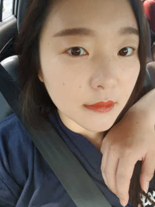 지고트 로맨틱 키스 립스틱 — 4.5점을 준 리뷰어가 2019년 7월 올린 사용 사진
