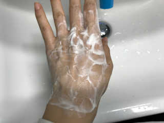 다슈코리아 다슈 맨즈 아쿠아 딥 씨워터 폼 클렌징 — 5점을 준 리뷰어가 2018년 4월 올린 사용 사진