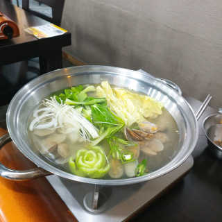 [두툼갈비] 두툼갈비 2인분 + 매콤치즈버섯 set — 5점을 준 리뷰어가 2018년 9월 올린 사용 사진
