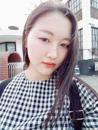 밀키드레스 바비메이크 베일 쿠션 — 4.5점을 준 리뷰어가 2018년 7월 올린 사용 사진