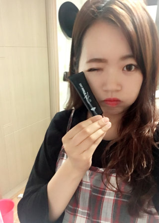 언프리티랩스타 코스메틱 프라이머&베이스(랜덤1종) — 3.5점을 준 리뷰어가 2016년 7월 올린 사용 사진