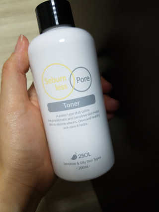 이솔화장품 이솔 세범 리스 포어 토너 200ml — 4.5점을 준 리뷰어가 2018년 8월 올린 사용 사진