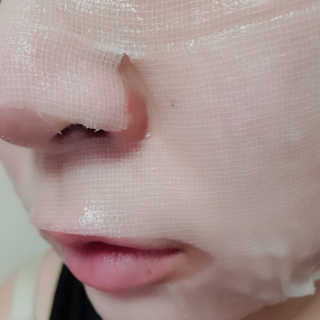 수이스킨 스위스킨-에센스 드레싱 마스크 모이스처 블루 — 5점을 준 리뷰어가 2018년 11월 올린 사용 사진
